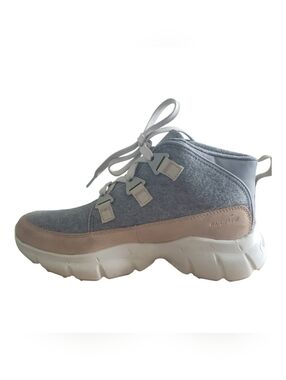 MERRELL Hiking Boots Women's Clover Mid Wool Waterproof J008512 Size 9.5
